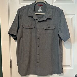 Gerry Charcoal Gray Button Down Short Sleeve Performance Shirt Large